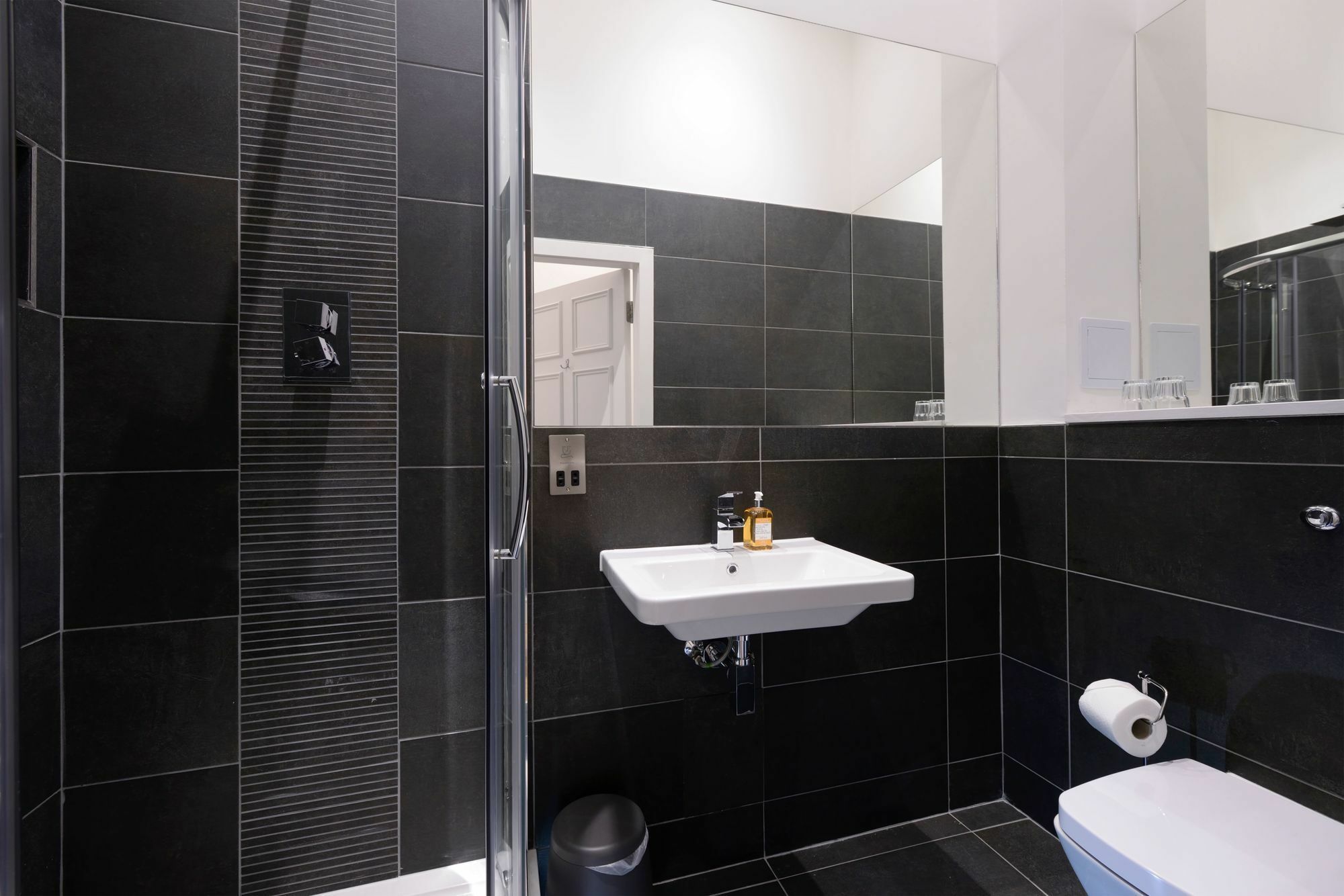 Destiny Scotland - Q-Residence EDI Exterior foto